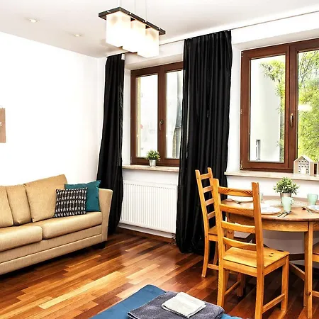 Prestige Amberhome Apartment